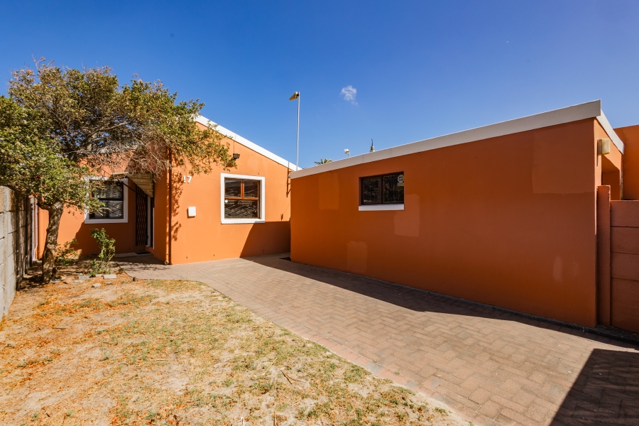 3 Bedroom Property for Sale in Phoenix Western Cape